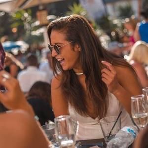 Meet your Posher, Janie